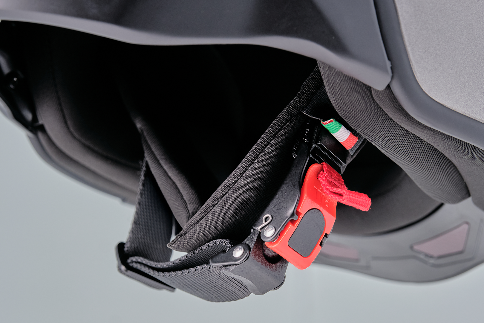 Jethelm Vito Bruzano Titanium