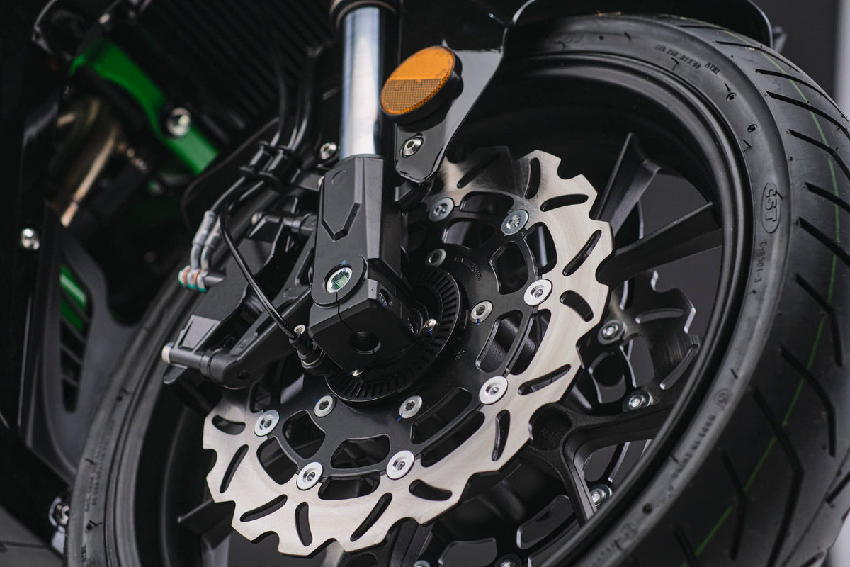 GP1 125 ccm Dark Neon