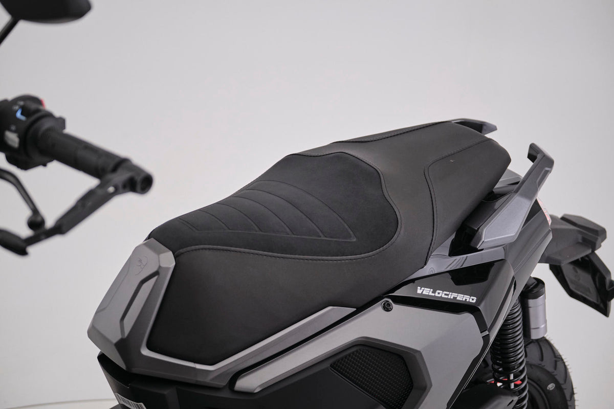 MOBSTER 125 ccm Grau