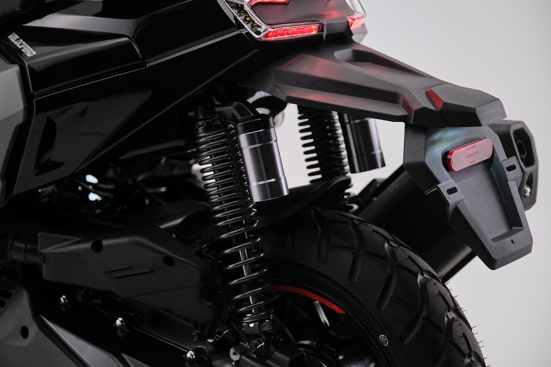 MOBSTER 125 ccm Grau