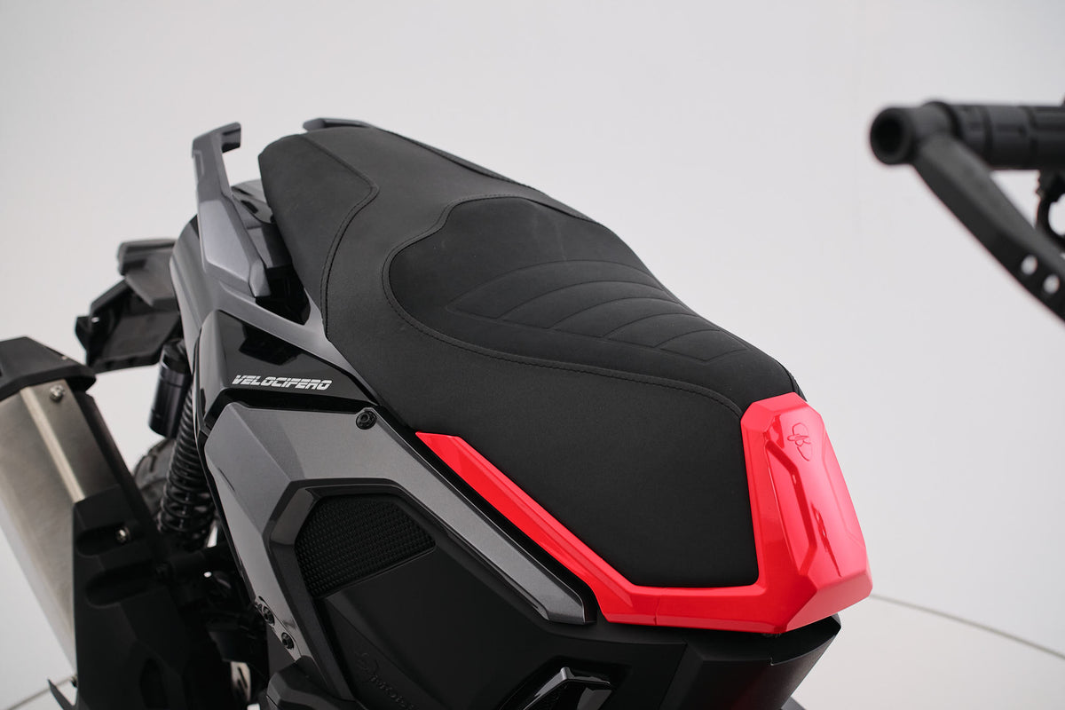 MOBSTER 125 ccm Rot