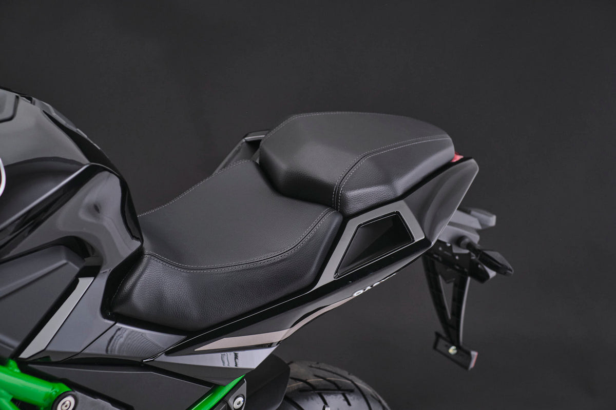 GP1 125 ccm Dark Neon