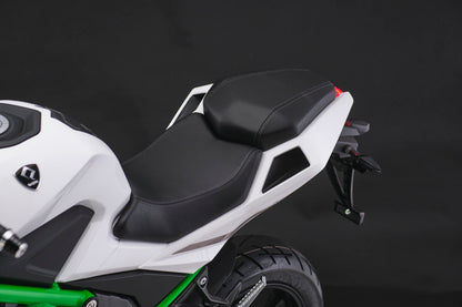 GP1 125 ccm Arctic Neon